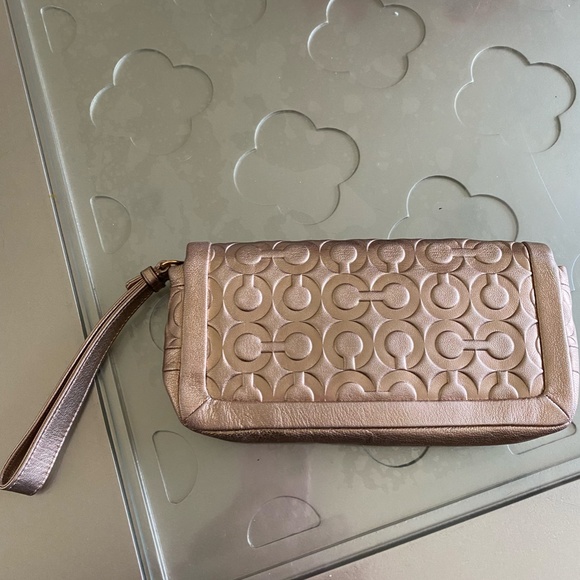 Coach wristlet - Picture 2 of 4